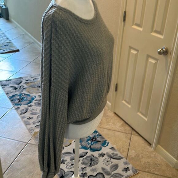 Project Social T Women's S Waffle Knit Pullover Sweater Gray Open Back Slouchy - Picture 7 of 8